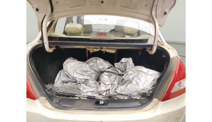 2016 Maruti Swift Dzire ZXI, Petrol, Manual, 1,32,491 km, exterior