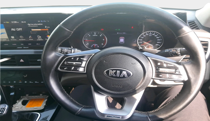 2020 KIA SELTOS HTX PLUS 1.5 DIESEL, Diesel, Manual, 1,17,131 km, interior