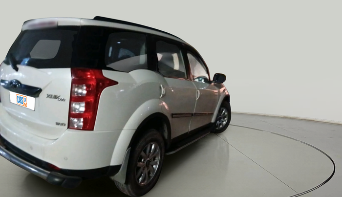 2016 Mahindra XUV500 W10, Diesel, Manual, 28,483 km, exterior