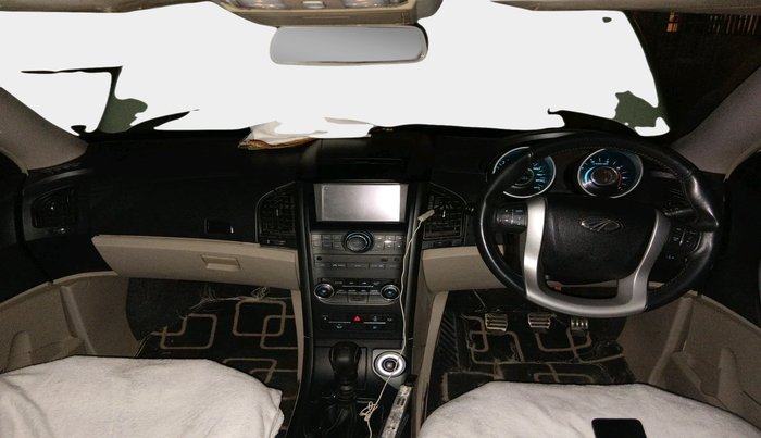 2016 Mahindra XUV500 W10, Diesel, Manual, 28,483 km, interior