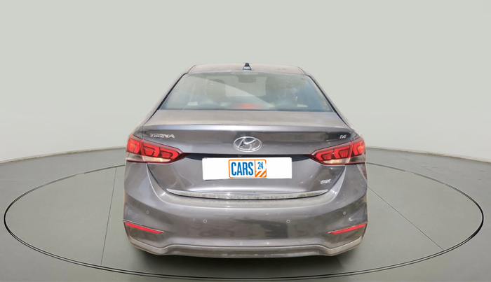 2018 Hyundai Verna 1.6 VTVT SX, Petrol, Manual, 55,592 km, exterior