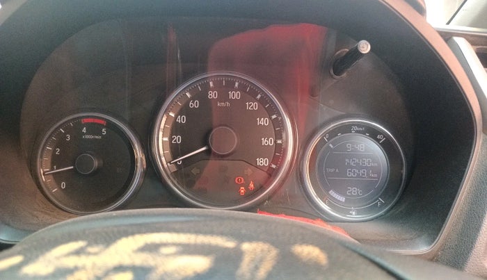 2016 Honda BR-V 1.5L I- DTEC V, Diesel, Manual, 1,42,430 km, interior