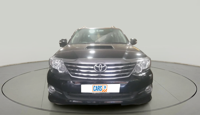 2015 Toyota Fortuner 3.0 4X4 AT, Diesel, Automatic, 68,368 km, exterior