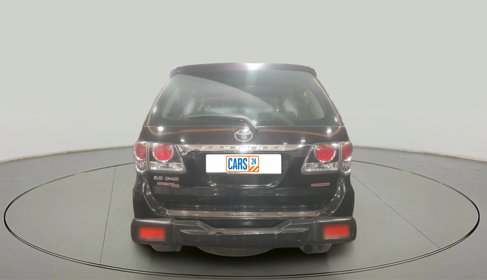 2015 Toyota Fortuner 3.0 4X4 AT, Diesel, Automatic, 68,368 km, exterior