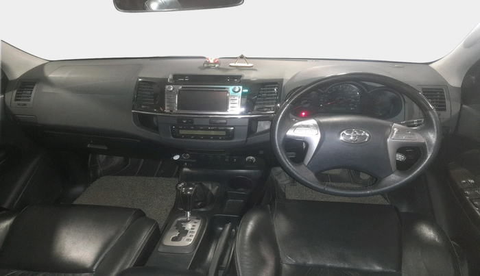 2015 Toyota Fortuner 3.0 4X4 AT, Diesel, Automatic, 68,368 km, interior