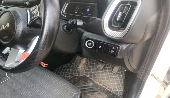 2022 KIA SONET HTK PLUS 1.0 IMT, Petrol, Manual, 54,732 km, interior