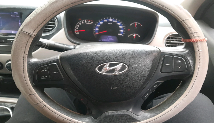 2014 Hyundai Xcent S (O) 1.2, Petrol, Manual, 69,262 km, interior