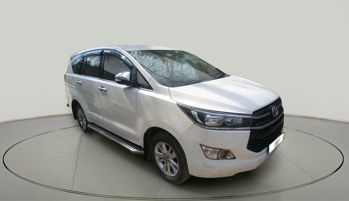 2016 Toyota Innova Crysta 2.4 G 8 STR, Diesel, Manual, 1,07,975 km, exterior