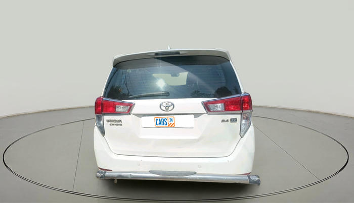 2016 Toyota Innova Crysta 2.4 G 8 STR, Diesel, Manual, 1,07,975 km, exterior