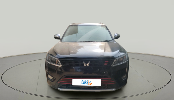 2023 Mahindra XUV300 W8 (O) 1.2 PETROL, Petrol, Manual, 30,835 km, exterior