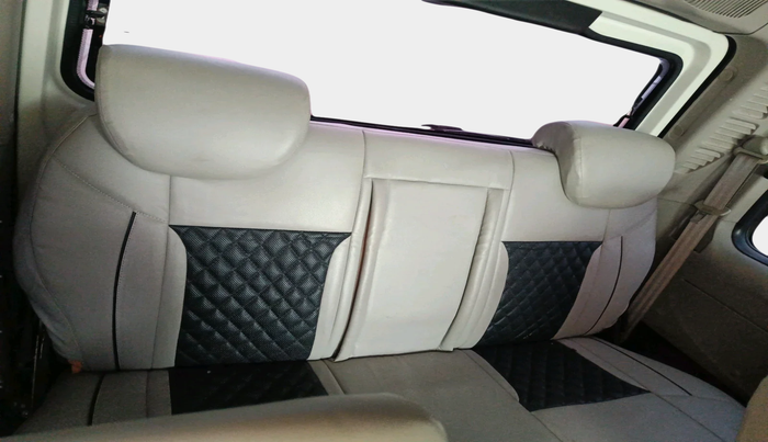 2016 Mahindra Scorpio S10, Diesel, Manual, 1,16,457 km, interior