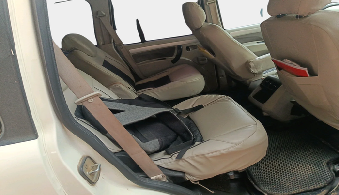 2016 Mahindra Scorpio S10, Diesel, Manual, 1,16,457 km, interior