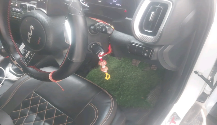 2022 KIA SONET HTK PLUS 1.2, Petrol, Manual, 46,931 km, interior