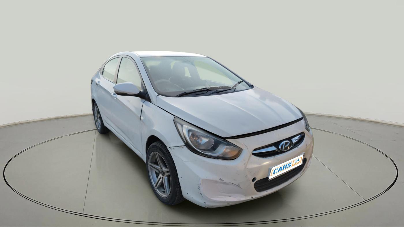 2013 Hyundai Verna FLUIDIC 1.6 CRDI SX, Diesel, Manual, 1,17,426 km, exterior