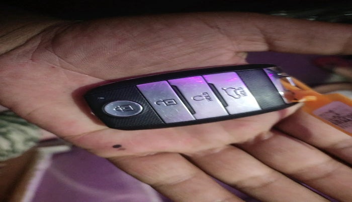 2023 KIA SONET HTK PLUS 1.0 IMT, Petrol, Manual, 29,801 km, interior