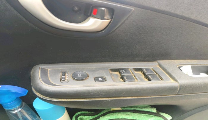 2016 Honda BR-V 1.5L I- DTEC S, Diesel, Manual, 60,100 km, interior