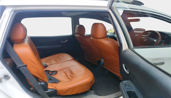 2016 Honda BR-V 1.5L I- DTEC S, Diesel, Manual, 60,100 km, interior