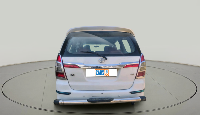 2014 Toyota Innova 2.5 GX 8 STR, Diesel, Manual, 1,84,510 km, exterior