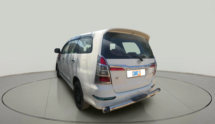 2014 Toyota Innova 2.5 GX 8 STR, Diesel, Manual, 1,84,510 km, exterior