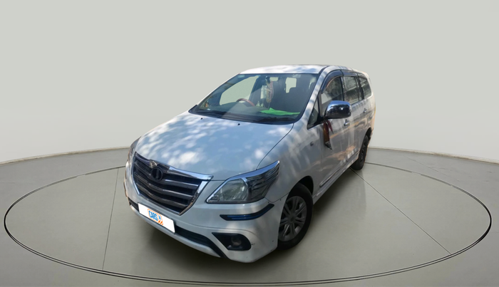 2014 Toyota Innova 2.5 GX 8 STR, Diesel, Manual, 1,84,510 km, exterior