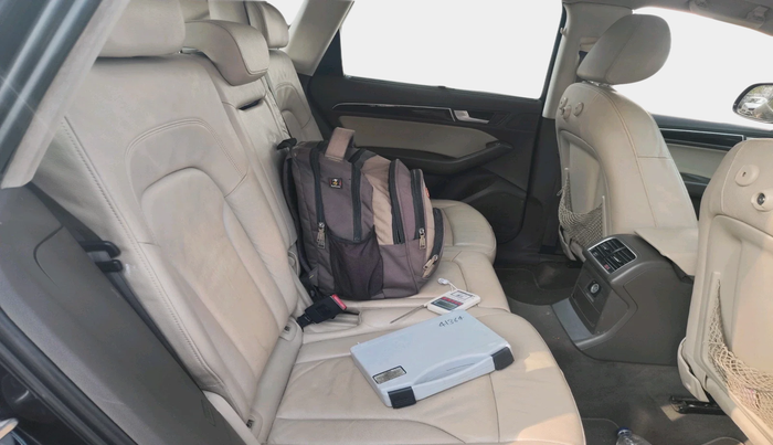 2013 Audi Q5 3.0 TDI PREMIUM PLUS S LINE, Diesel, Automatic, 1,71,101 km, interior