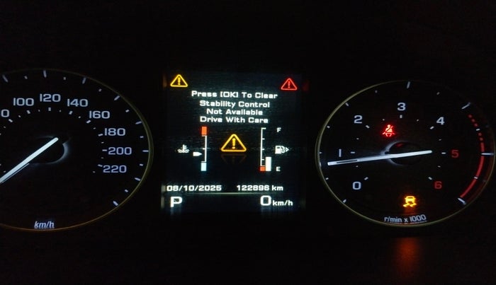 2013 Landrover Freelander 2 S TD4, Diesel, Automatic, 1,22,896 km, interior