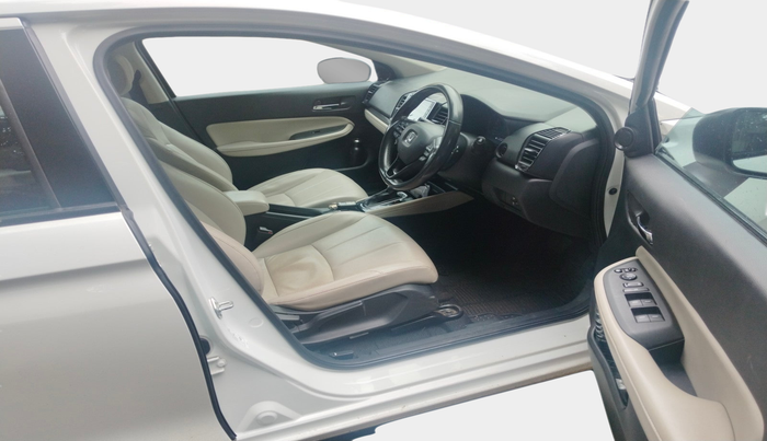 2024 Honda City EHEV ZX, Hybrid, Automatic, 13,973 km, interior