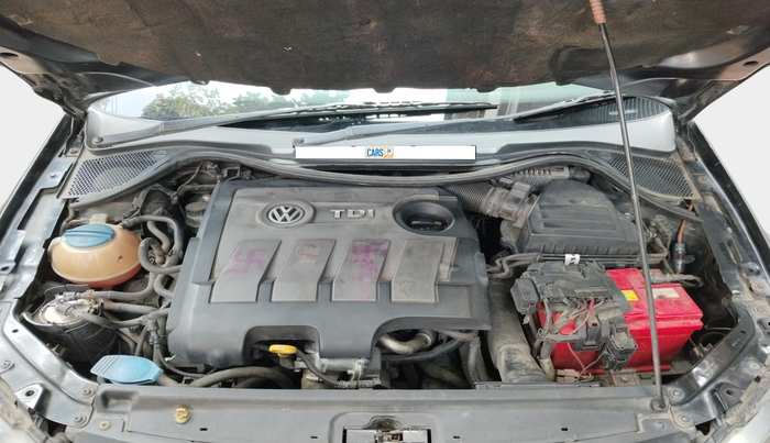 2013 Volkswagen Vento HIGHLINE DIESEL 1.6, Diesel, Manual, 89,724 km, exterior