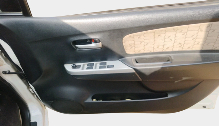2014 Maruti Wagon R 1.0 VXI, Petrol, Manual, 77,720 km, interior