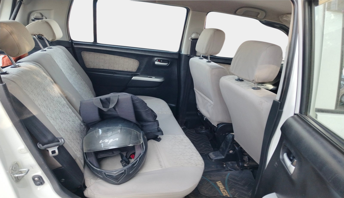 2015 Maruti Wagon R 1.0 VXI, Petrol, Manual, 62,731 km, interior