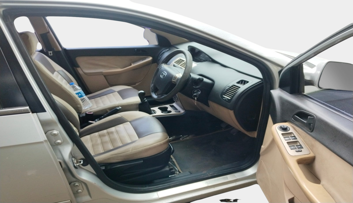 2011 Tata Indica Vista VX QUADRAJET, Diesel, Manual, 2,86,170 km, interior
