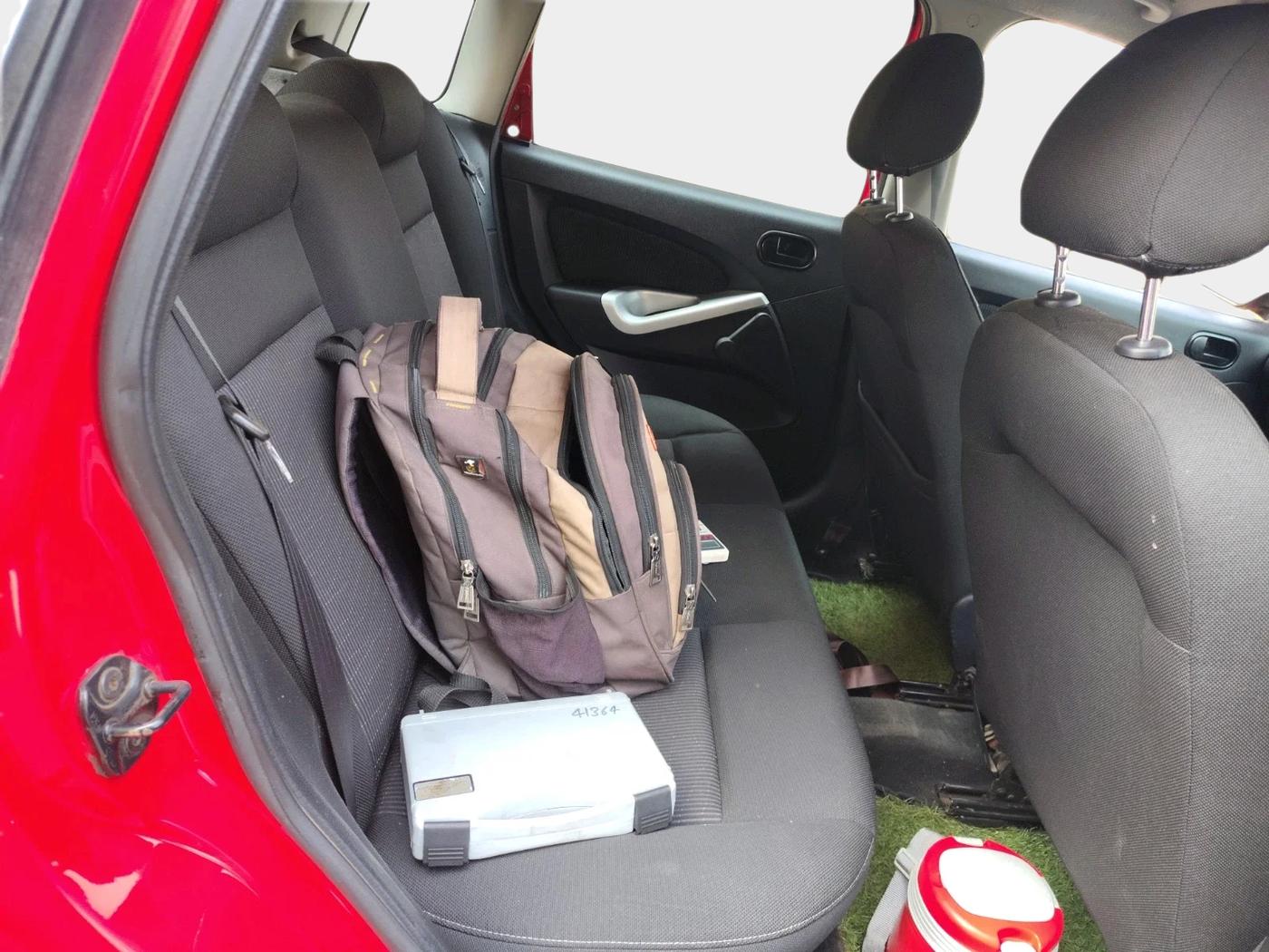 2012 Ford Figo ZXI 1.2 PETROL, Petrol, Manual, 80,180 km, interior