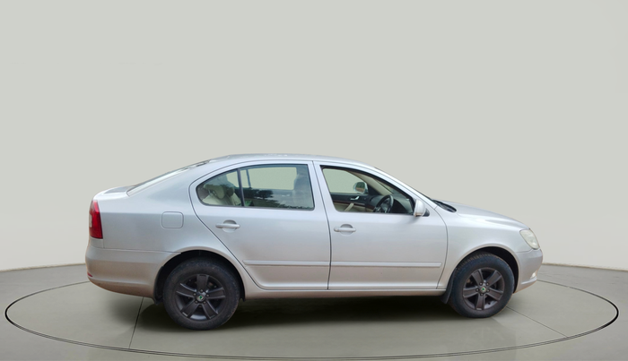 2011 Skoda Laura AMBIENTE 2.0 TDI CR MT, Diesel, Manual, 1,32,506 km, exterior