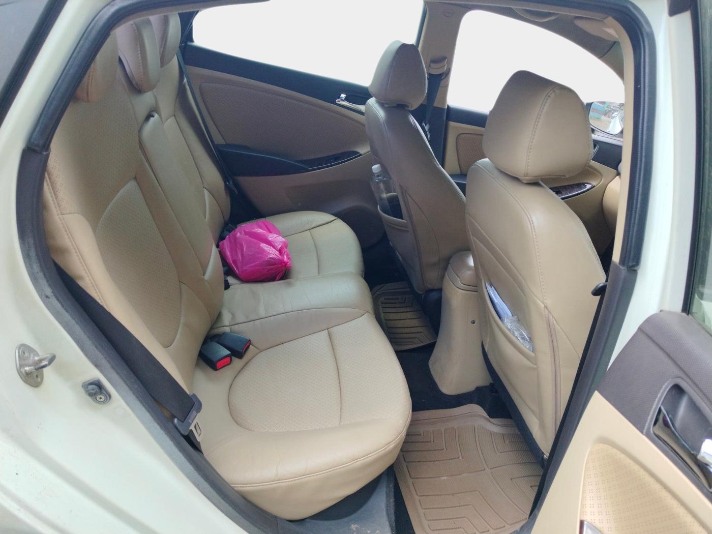 2012 Hyundai Verna FLUIDIC 1.6 CRDI SX OPT AT, Diesel, Automatic, 86,105 km, interior