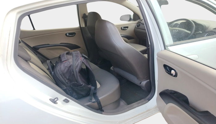 2013 Hyundai i10 SPORTZ 1.2, Petrol, Manual, 78,295 km, interior