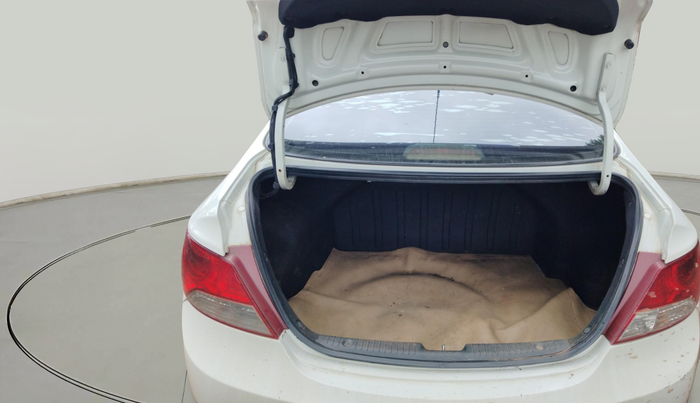 2013 Hyundai Verna FLUIDIC 1.6 CRDI SX, Diesel, Manual, 89,256 km, exterior