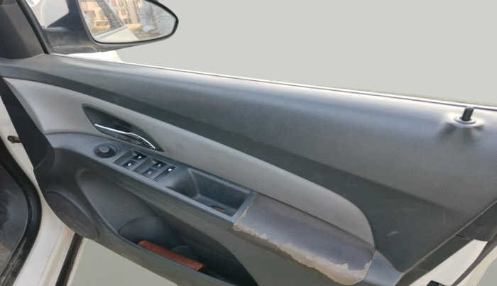 2011 Chevrolet Cruze LT, Diesel, Manual, 1,08,889 km, interior