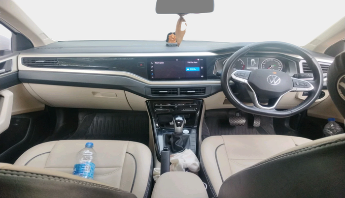 2024 Volkswagen VIRTUS HIGHLINE TSI 1.0 AT, Petrol, Automatic, 41,915 km, interior