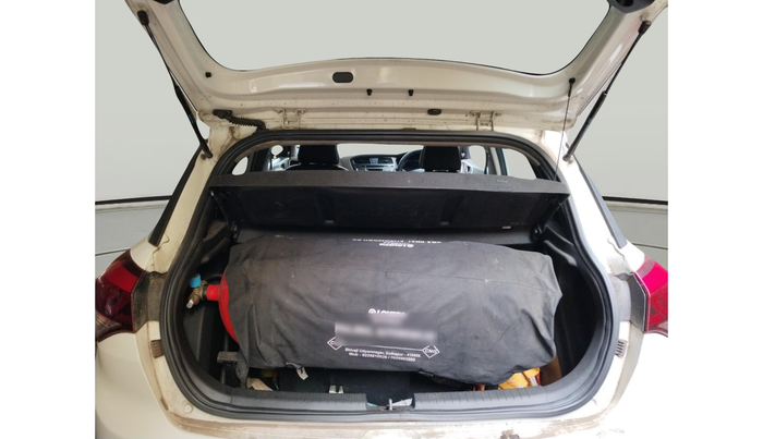 2015 Hyundai Elite i20 SPORTZ 1.2, Petrol, Manual, 1,25,635 km, exterior