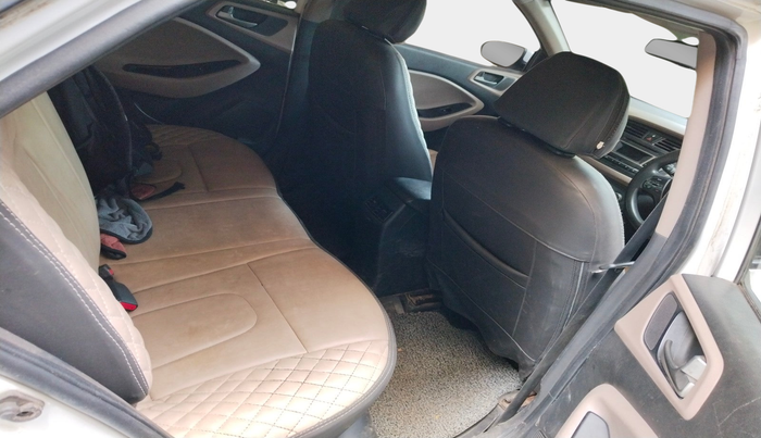2015 Hyundai Elite i20 SPORTZ 1.2, Petrol, Manual, 1,25,635 km, interior