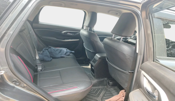 2023 Toyota URBAN CRUISER HYRYDER E NEO DRIVE, Petrol, Manual, 21,491 km, interior