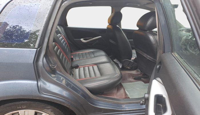 2010 Ford Figo ZXI 1.4 DIESEL, Diesel, Manual, 1,15,184 km, interior