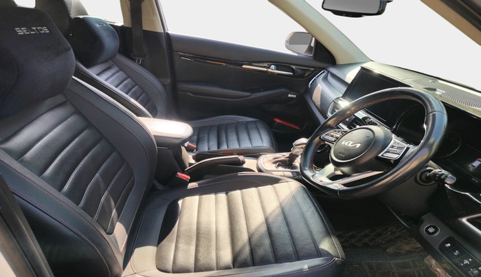 2021 KIA SELTOS GTX PLUS AT 1.5 DIESEL, Diesel, Automatic, 93,774 km, interior