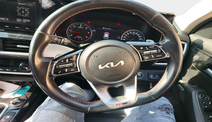 2021 KIA SELTOS GTX PLUS AT 1.5 DIESEL, Diesel, Automatic, 93,774 km, interior
