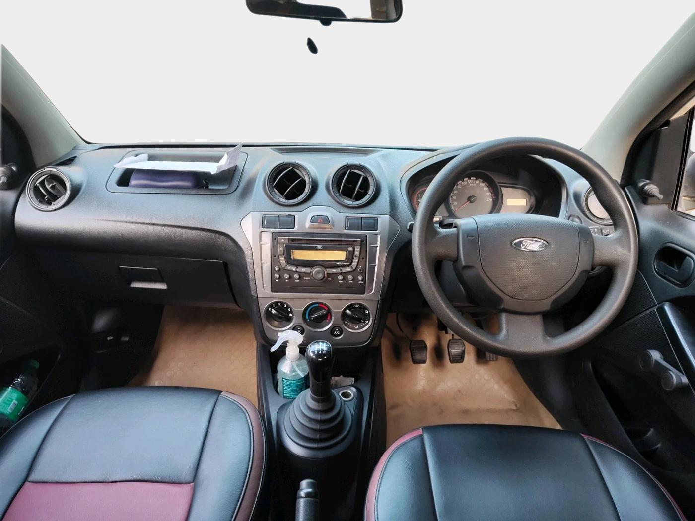 2011 Ford Figo LXI 1.2 PETROL, Petrol, Manual, 90,762 km, interior