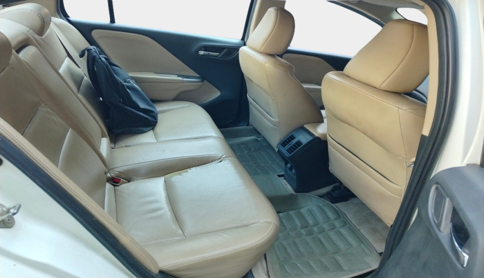 2016 Honda City 1.5L I-VTEC VX CVT, Petrol, Automatic, 1,19,027 km, interior