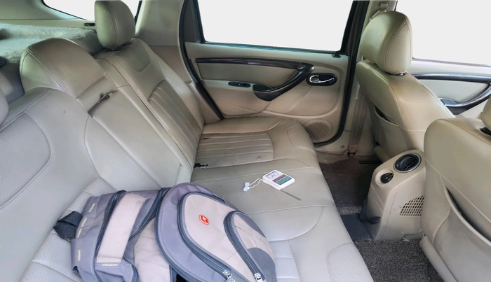 2013 Nissan Terrano XV D THP 110 PS, Diesel, Manual, 1,91,703 km, interior