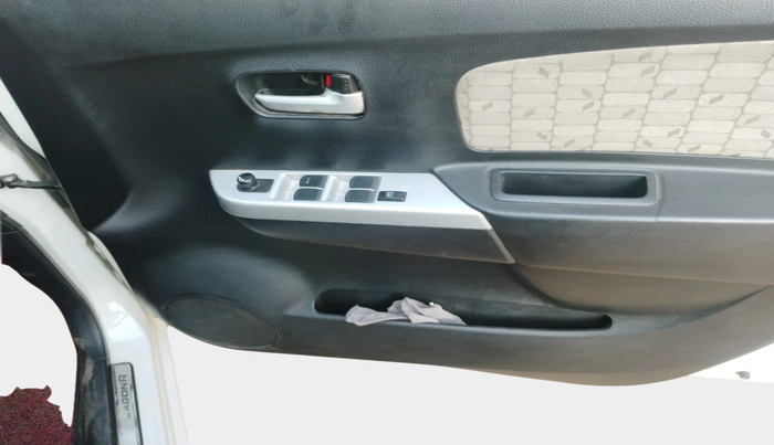 2015 Maruti Wagon R 1.0 VXI, Petrol, Manual, 36,226 km, interior