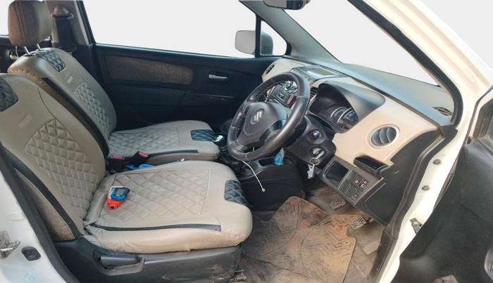 2017 Maruti Wagon R 1.0 VXI, Petrol, Manual, 91,114 km, interior