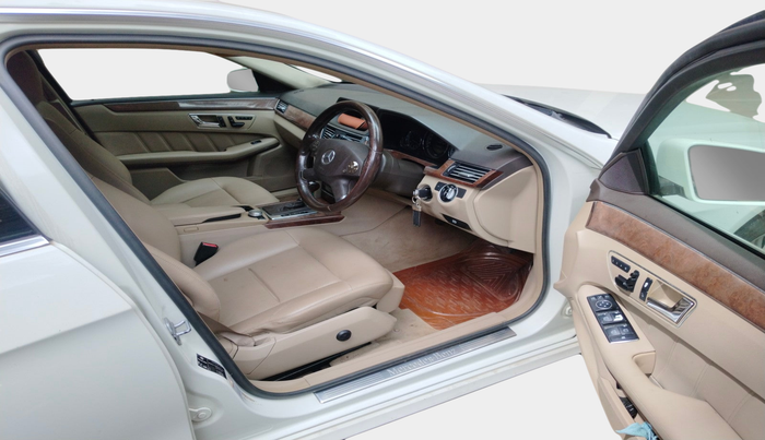2011 Mercedes Benz E Class E 220 CDI ELEGANCE, Diesel, Automatic, 1,51,729 km, interior